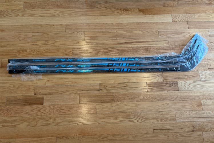 Senior Bauer Pulse Right Handed Hockey Stick P92 87 Flex Pro Stock (New) 3 available