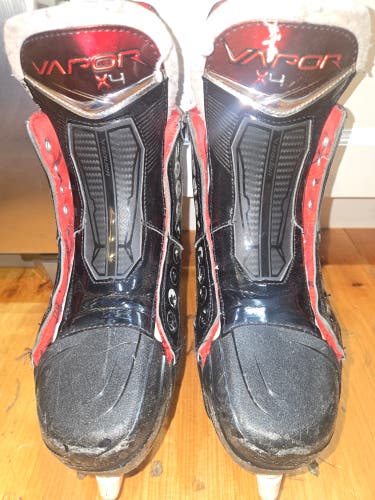 Bauer Vapor X4 Hockey Skates Regular Width Size 4.5 (Used)