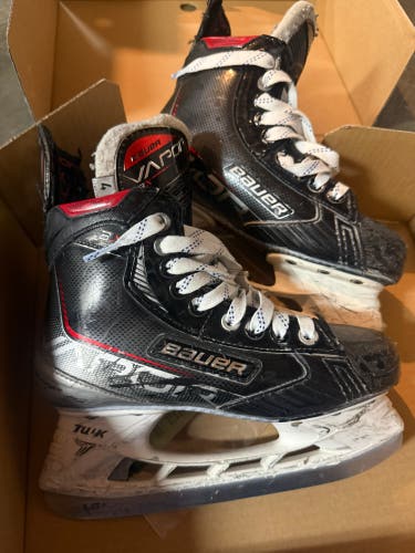 Bauer Hockey Skates Size 4 (Used)