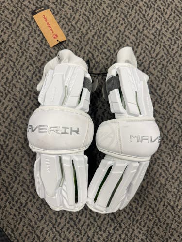 Extra Large Adult Maverik Max Arm guards  (New)