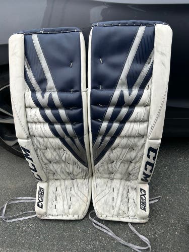 34" 2019 CCM Extreme Flex 4 Goalie Leg Pads Pro Stock (Used)