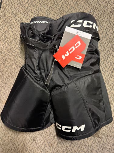 Youth Large CCM Next Hockey Pants (New)