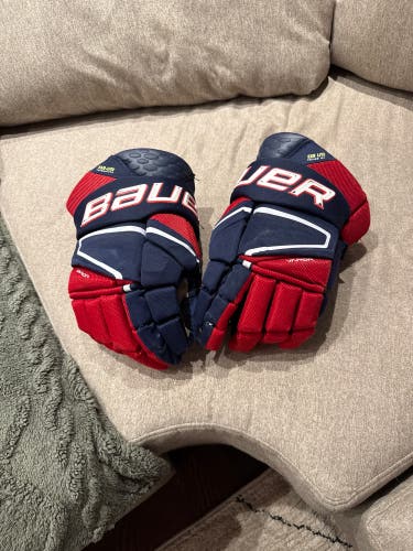 Bauer Vapor Hyperlite Gloves 14" (Used)