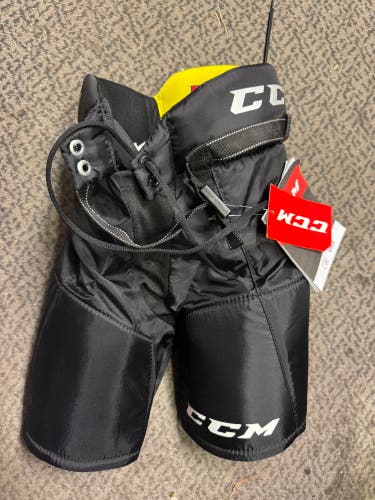Youth Medium CCM Tacks 9550 Hockey Pants (New)