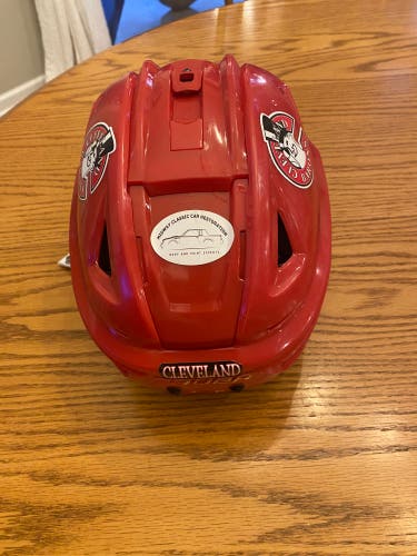 Small Bauer Re-Akt 155 Helmet (Used) w/ cage and free shipping