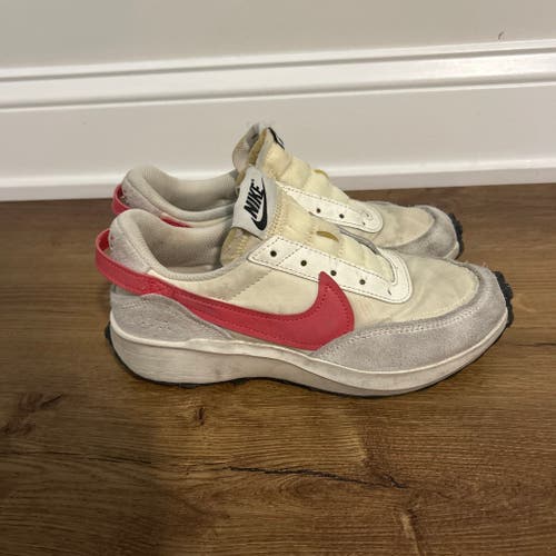 Women's Size M 5.0 (W 6.0) Adult Nike Waffle One Shoes (Used)