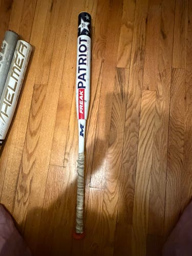 Miken Patriot Bat (-6) 28 oz 34" (Used)
