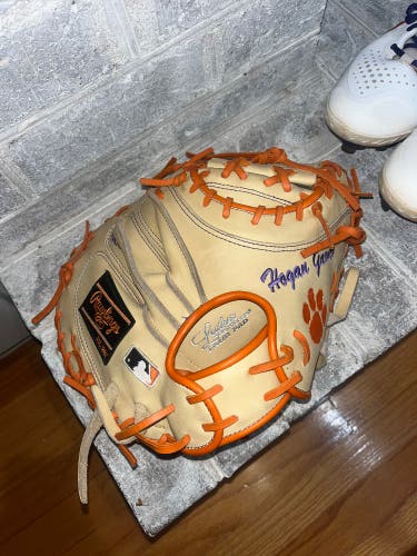 Rawlings Heart of the Hide RH Catcher's Baseball Glove 34" (New)