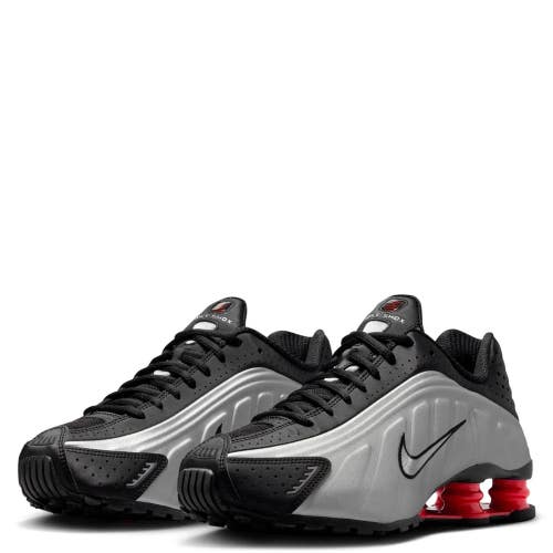Nike Shox R4 HQ1988-002 Sneakers Men's 12 Black Athletic Running Shoes MEW2276