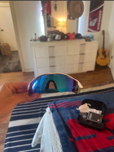 Oakley Radar Sunglasses (Blue)