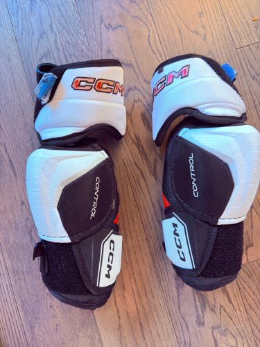 Senior Extra Large CCM JetSpeed Control Elbow Pads (Used)