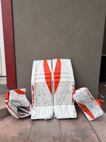 34+2" 2024 True Catalyst Px5 Regular Goalie Full Set Pro Stock (Used)