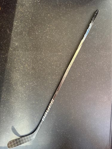 Bauer Vapor Flylite (Dressed as Hyperlite2) Right Handed Hockey Stick P90TM 77 Flex Pro Stock (New)