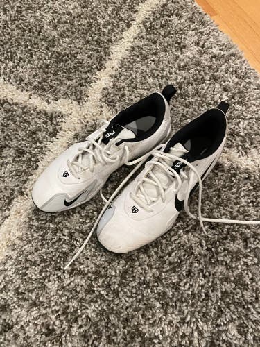 Nike Trout size 9.5 men’s white cleats