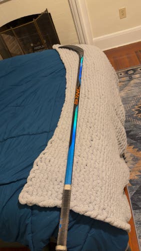 Senior Bauer Nexus Sync Right Handed Hockey Stick P92 65 Flex (Used)
