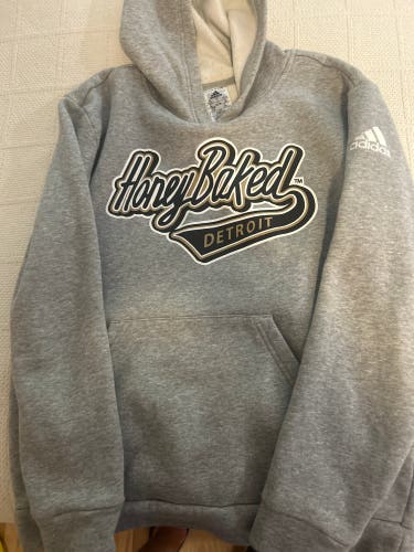 Gray Kids Unisex Large Adidas Sweatshirt (Used)