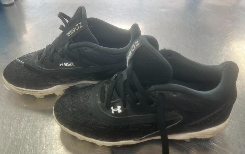 Used Under Armour SHOE BB/SB Cleats Black Junior 02 11497-S000160370
