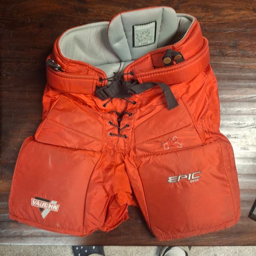Used Junior Large Vaughn Epic 8400 Hockey Goalie Pants