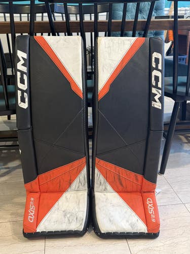 32+1" Intermediate CCM Axis 2.9 Goalie Leg Pads (Used)