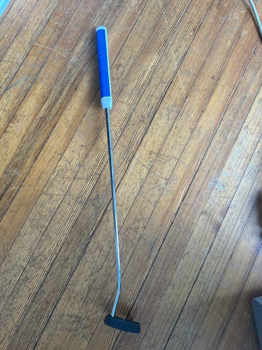 Cleveland left hand Putter Mallet