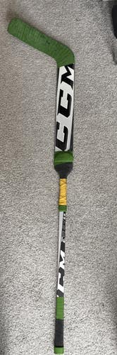 Intermediate CCM Extreme Flex 5.5 Regular Goalie Stick 23" Paddle (Used)