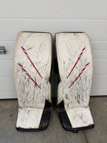 Large 2022 Bauer Vapor Hyperlite Goalie Leg Pads (Used)