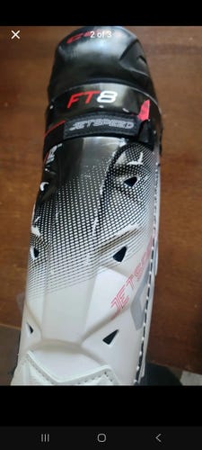 Intermediate CCM JetSpeed FT8 Shin Pads (Used)