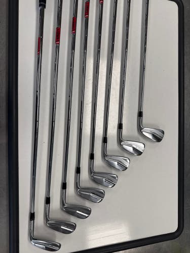 Men's Cobra King Forged TEC Right Handed Iron Set Stiff Flex (8 Clubs) #4 - #9, PW, GW (Used)