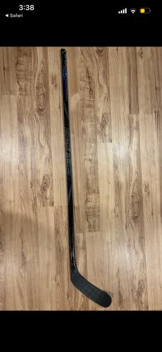 Senior Bauer Vapor Hyperlite 2 Left Hand Hockey Stick P86 65 Flex Pro Stock (New)
