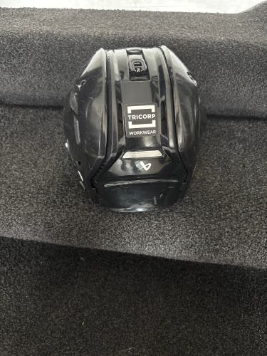 Medium Bauer Re-Akt 155 Helmet Pro Stock (Used)
