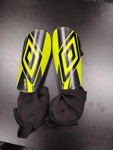 Used Umbro Soccer Shin Guards Junior Optic Yellow MD 11849-S000042686