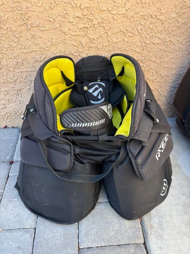 Senior Large Warrior Ritual X3 E+ Hockey Goalie Pants (Used)