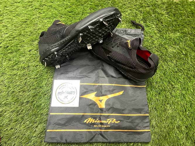 Mizuno Pro Dominant Knit Mid Metal Cleats - 11GM200100 - Black - Men's 10.5 (Gently Used)