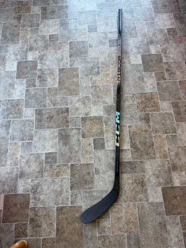 Senior CCM Ribcor Trigger 8 Pro Right Handed Hockey Stick P28 85 Flex Pro Stock (Used)