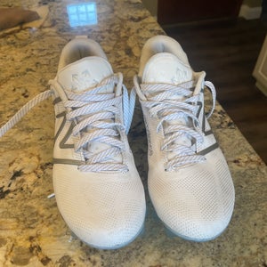 White Men's Size M 10.5 (W 11.5) Adult New Balance Freeze 4.0 (New)