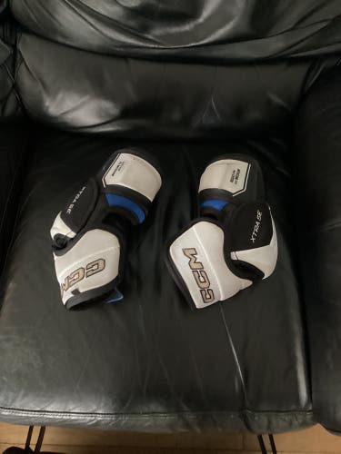 Senior Large CCM JetSpeed FT1 Elbow Pads (Used)
