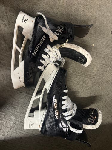 Pearson #70 Golden Knights Black 2023 Bauer Vapor Hyperlite 2 Hockey Skates 7.5 (Used)