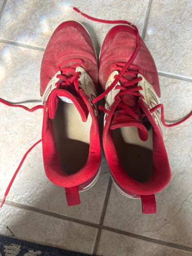 Red Men's Size M 10.5 (W 11.5) Adult New Balance Metal (Used)