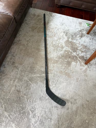 Intermediate CCM Vizion Left Hand Hockey Stick P29 65 Flex (Used)