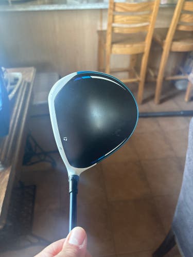 Men's 2021 TaylorMade SIM2 Max Right Handed Driver 9 Loft Graphite Shaft 45.75" (Used)