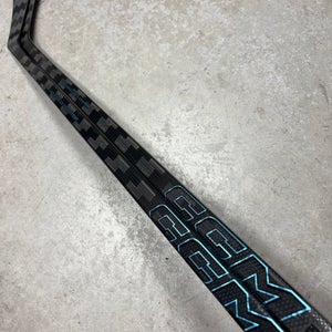 2 PACK 100 Flex Custom P86 Senior CCM Vizion 2 Right Hand Hockey Stick NHL Pro Stock