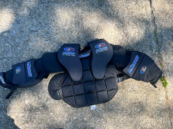 Small Mckenney 755 Lite Goalie Chest Protector (New)