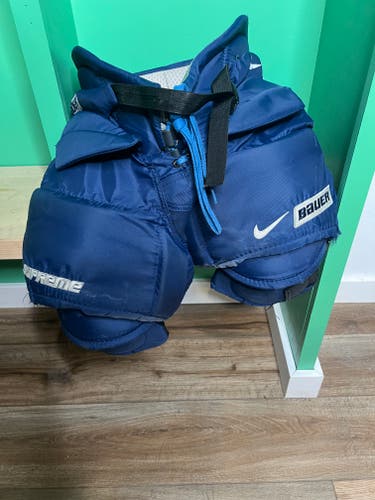 Intermediate Small Bauer Supreme One95 Hockey Goalie Pants (Used)