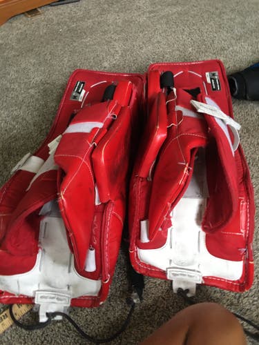 Medium 2020 Bauer GSX Goalie Leg Pads (Used)