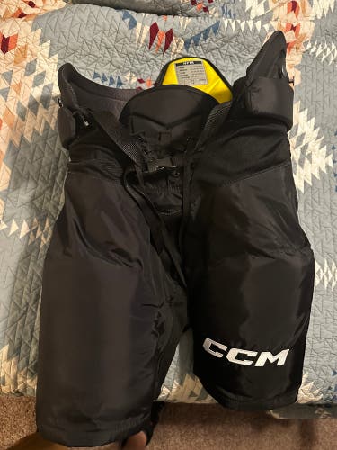 Men's Senior Large CCM HPTK Hockey Pants Pro Stock (Used)