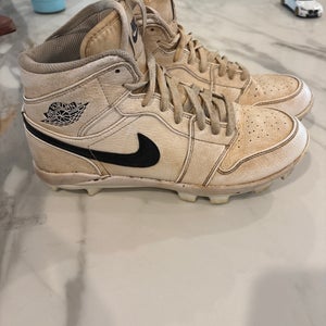 White Men's Size M 8.0 (W 9.0) Adult Nike High Top Molded Cleats (Used)