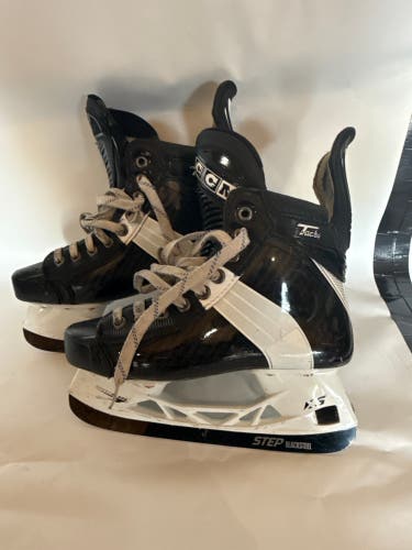 Black 2024 CCM Tacks 652 Pro Hockey Skates Regular Width Size 4.5 (Used)