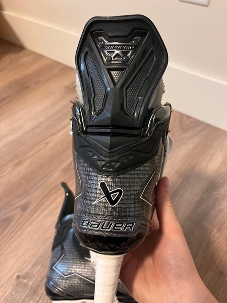 2024 Bauer Supreme M50 Pro Hockey Skates Regular Width Size 2.5 (Used)