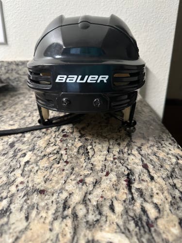 Large Bauer 4500 Helmet - Black (Used)