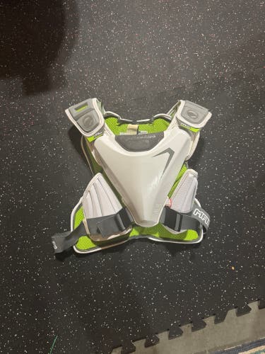 Large Adult Maverik MAX EKG Shoulder Pads (Used)